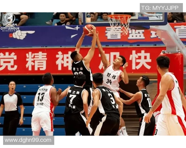 赛后分析：上海篮球队与成都篮球队的战术配合与表现评估