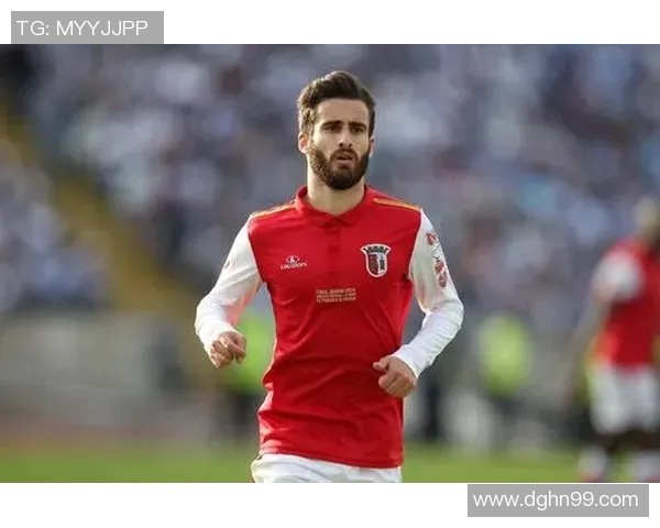 足球明星中脾气最好的人是谁他在场内外都展现了怎样的风度与魅力