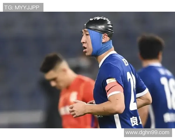 足球明星冲天辫的真实身份揭秘及其在足球界的影响力分析