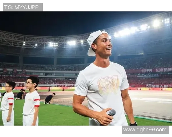 足球明星出场费揭秘：他们为一场比赛赚多少钱的背后故事