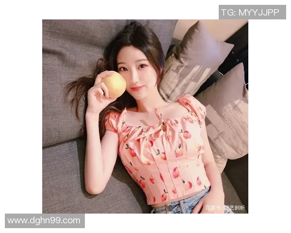 足球明星女主播全名汇总及其个人魅力与职业生涯解析