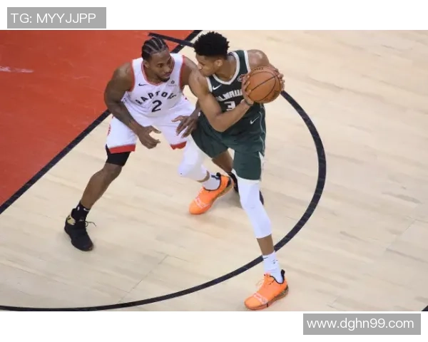 足球明星的香蕉球技艺揭秘如何在比赛中巧妙运用这一绝技提升进攻效率