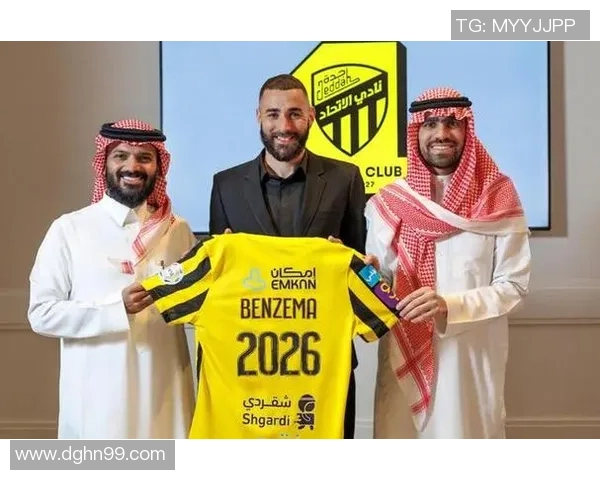 足球明星纷纷加盟沙特背后的原因与未来发展趋势分析