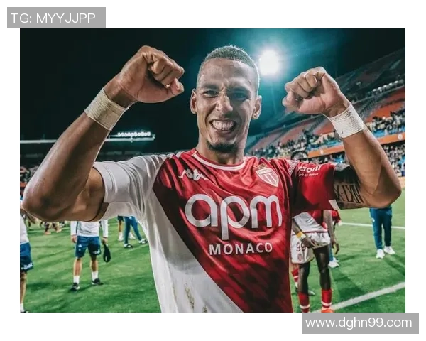 足球明星纹身设计简约时尚展现个性魅力与运动精神